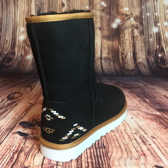 UGG Shoes - BRAND NEW IN BOX UGGS!!